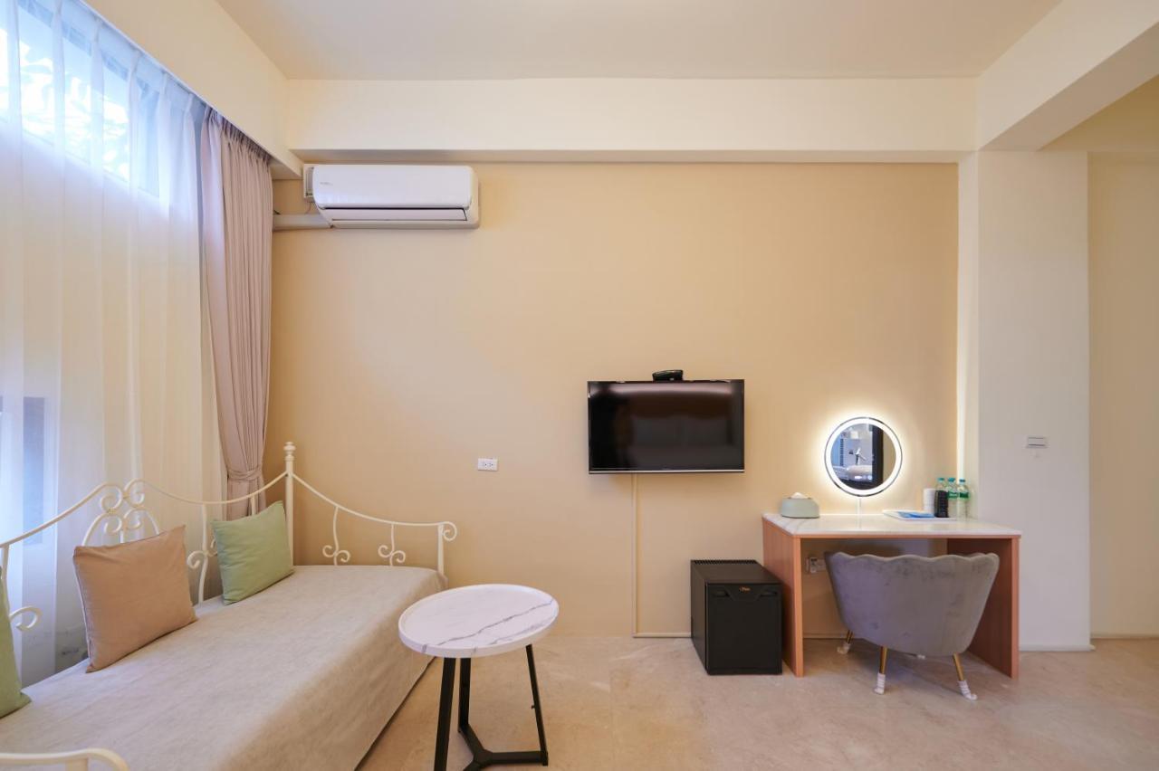 Avenue B&B Hualien Buitenkant foto